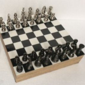 CHESS SET